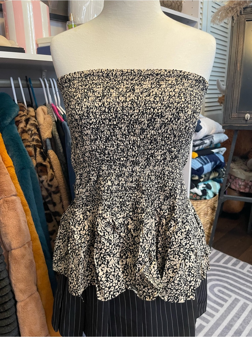 Smocked Strapless Peplum Tunic Top - Black & Cream